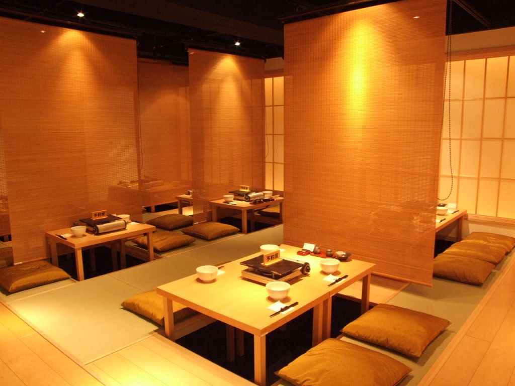 全席ゆったりの掘りごたつ席！！宴会最大50名♪半個室もご用意。女性はうれしいアメニティも充実♪