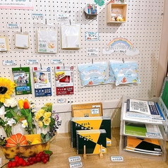 創作空間cafe アトリエ　あきば店の雰囲気3
