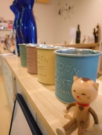 店内各所の猫のインテリアで癒しの空間に