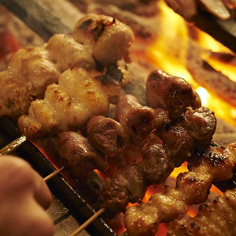 ワイン×焼き鳥☆今までの焼き鳥屋のイメージを覆すビストロスタイル♪