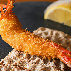 旬の食材を活かした創作串揚げと特製ソースの魅力