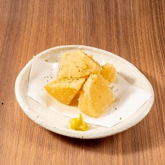 出汁が染み込んだおでん大根の唐揚げ