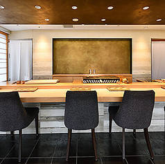 鮨 弁慶 海 銀座店の雰囲気2