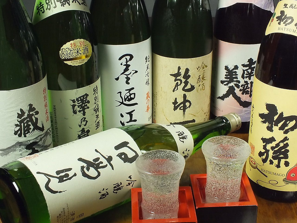 地酒に力を入れております！宮城、東北、新潟の選りすぐりの銘柄や旬のお酒もお楽しみください♪
