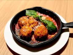 ポルペッティのトマト煮込み ~ハーブ香るイタリア風肉団子~