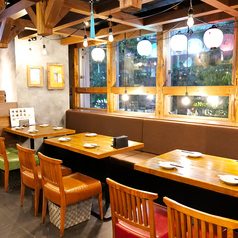 好立地なのでお仕事帰りや終電間際まで愉しみたい方にも最適です◎旬の食材をたっぷり使用した逸品料理の数々をご堪能くださいませ。ご人数に合わせて快適なお席へご案内致します。少人数様から団体様までご対応可能です！