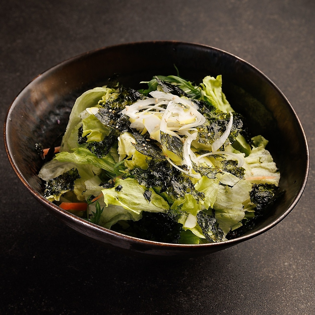 新鮮なお野菜も自慢です♪産地直送の新鮮な食材で旬の味覚をご堪能あれ！