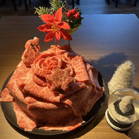 各種記念日・誕生日は【肉ケーキ】で特別なディナーを♪