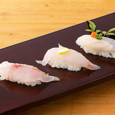 本日の白身握り(三種)/本日の貝握り(三種)