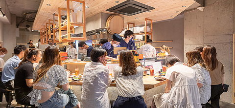 天満駅徒歩5分◆本格赤酢握りと厳選日本酒を気軽に堪能。ペット可能なテラス席完備◎