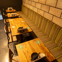 2名テーブル席もご用意！