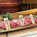 料理メニュー写真&nbsp;肉寿司3種盛り合わせ