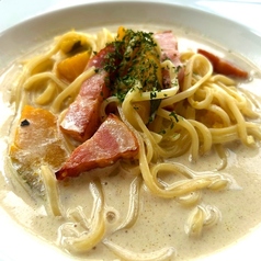 カボチャとベーコンのクリーム生パスタ