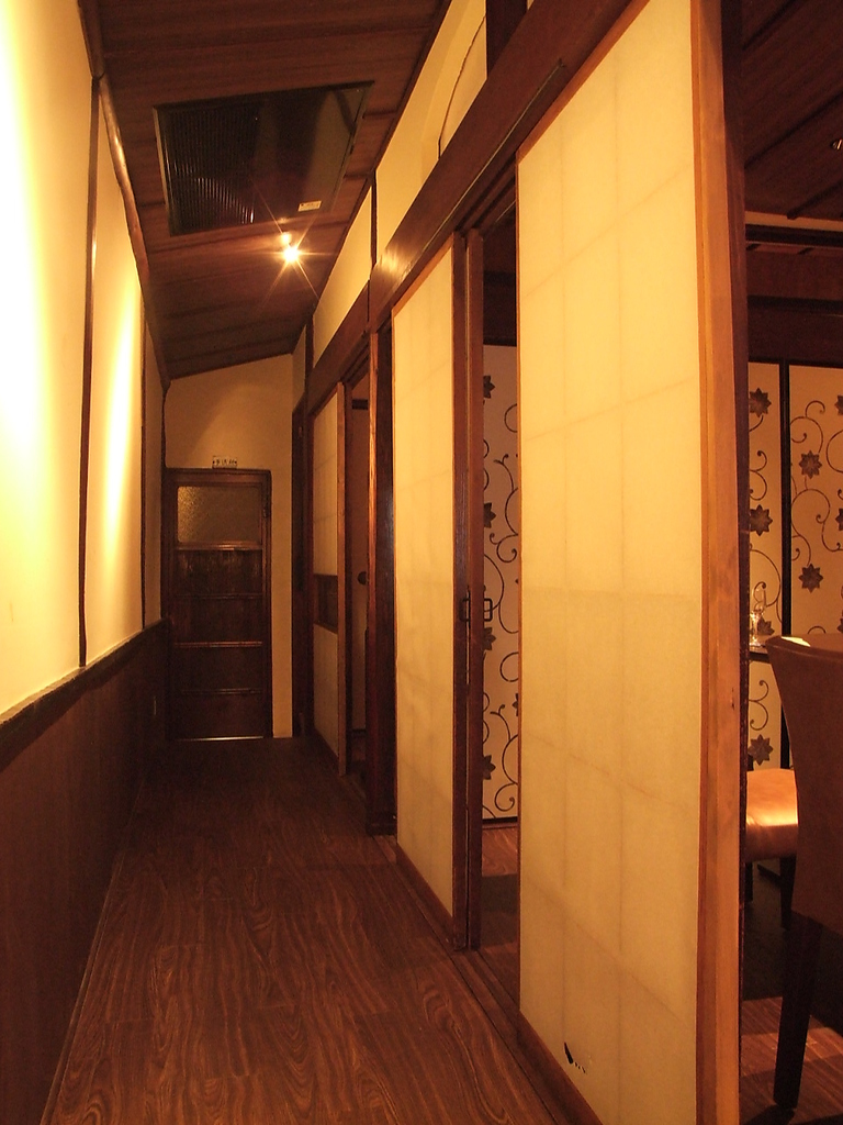 大人の隠れ家。古民家を改装した落ち着ける雰囲気