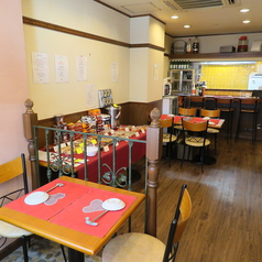 テーブル席◇2名様×1席◇4名様×1席