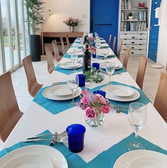 8名様から16名様で貸切承ります。ウェディングパーティーやフォト撮影に。