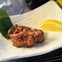 厚切り 霜降り牛タン