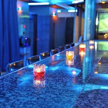 Lounge Bar Cuzila クジラ 沼津の雰囲気1