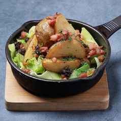 新じゃがと春キャベツのアンチョビバター