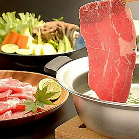 お子様連れ～団体様まで大人気！ビュッフェスタイルのしゃぶしゃぶ食べ放題♪