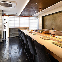 鮨 弁慶 海 銀座店の雰囲気3