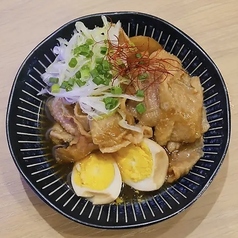 鶏皮煮込みと玉子