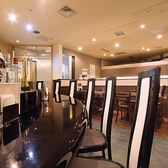 【快適な禁煙環境】当店は全席禁煙となっております。お煙草の煙を気にすることなく、スパイスの芳醇な香りと料理の繊細な味を存分にお楽しみいただけます♪お子様連れのご家族や、お食事の香りを大切にしたい方にも安心の環境です。どなた様も清潔感のある店内で、心地よいひとときをお過ごしいただけます。