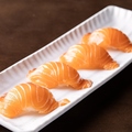 料理メニュー写真&nbsp;サーモンのお寿司