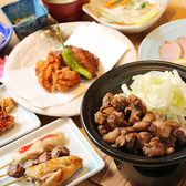 こだわりの国産鶏を使用し、焼き方にもこだわった鳥せゑの鶏串焼きをご堪能いただけます!その他、揚げても焼いても美味しい鶏料理をご提供。さまざまな逸品料理をお楽しみください。宴会にはぜひコースをご利用ください。季節に応じたお料理をご提供しております。