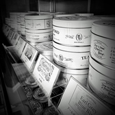 物販ではTEAPONDの紅茶を販売しております