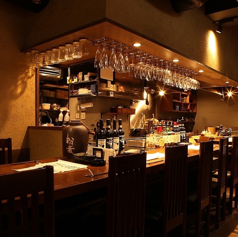 和牛をメインとした創作料理、それに合う個性豊かなワインをお楽しみいただけます！