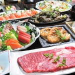 宮崎牛ステーキやチキン南蛮などお肉料理も充実。ご当地メニューもぜひ。