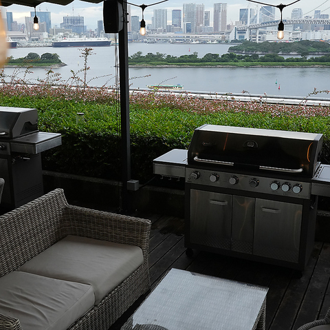 THE BBQ BEACH in AQUA CITY ODAIBA U o[xL[r[`