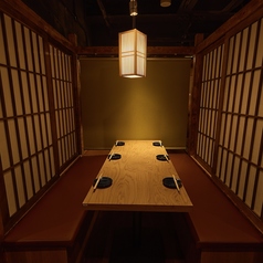 《中人数様向けBOX席》【4名様から6名様】広々としたテーブル席でお食事をお楽しみください。