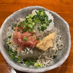 ジャコ盛り明太子冷奴