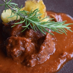 経産牛ほほ肉のトマト煮込み