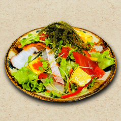 【海ぶどう入り】海鮮サラダ