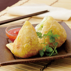 チキンサモサ（1個）