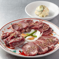 臭みなし！厳選した極上の新鮮ラム肉を贅沢に味わう