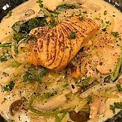 サーモンとほうれん草のクリーム