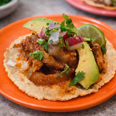 チキンティンガタコス