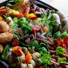 様々な場面で楽しんでいただけるテイクアウトメニュー