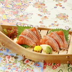 サーモン刺身6貫