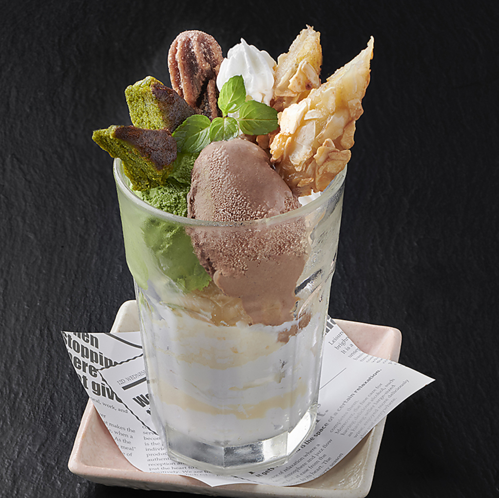 季節ごとに変わる〆のデザートはアイスをはじめ、ケーキやパフェなど豊富にご用意しております！