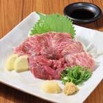 熊本直送の馬刺しは新鮮で本当に美味い！！