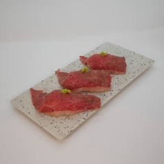 黒毛和牛の肉寿司