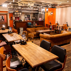 4名掛けのテーブルございます！