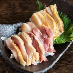 大山地鶏刺し