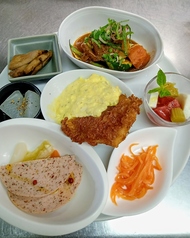 数量限定　プレートランチ