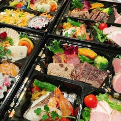 門田の味をご家庭や職場で。贅沢を詰め込んだ特製弁当。